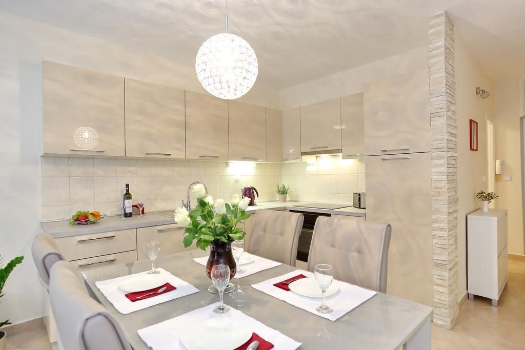 Exclusive Center Apartments Zadar Quarto foto